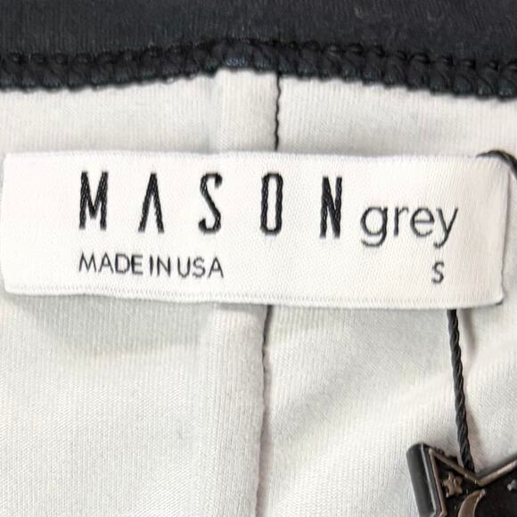 Mason Grey Women’s One Piece Sleepwear Small Black Shooting Stars Pajamas NWT - Picture 8 of 9